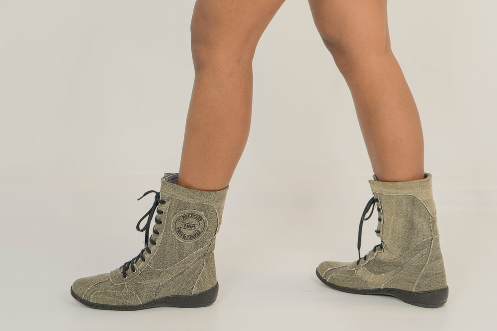 
                  
                    Load image into Gallery viewer, Nomadic Women&amp;#39;s Boots
                  
                